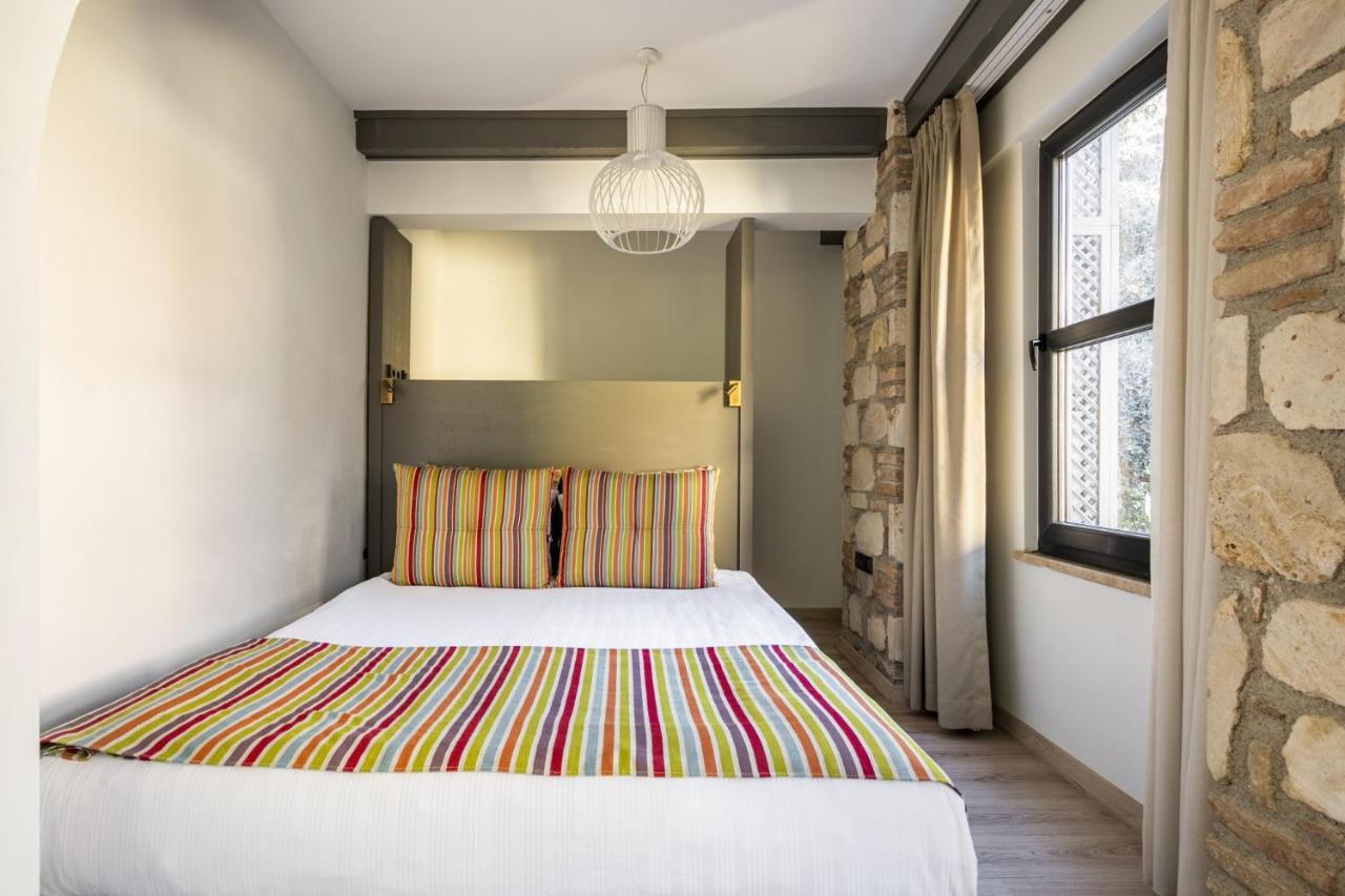 דירות אנטליה Lovely Studio Flat Near Hadrians Gate מראה חיצוני תמונה