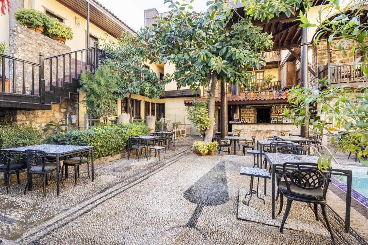 דירות אנטליה Lovely Studio Flat Near Hadrians Gate מראה חיצוני תמונה